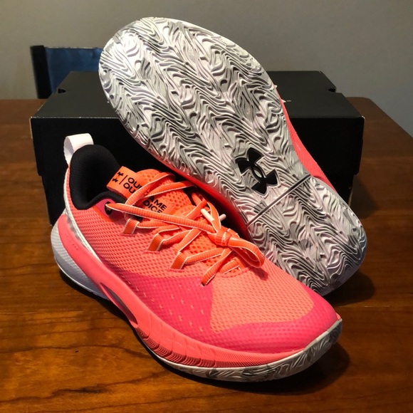 Under Armour Shoes - Under Armor Women's HOVR Ascent Basketball Sneakers - Pink/White 3025680-600